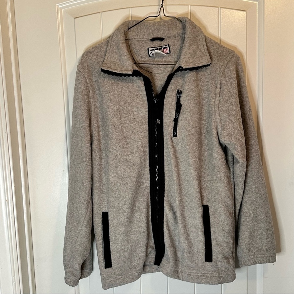 Alpine Tek By Palmettos Gray Fleece Jacket with Black Accents Size Medium